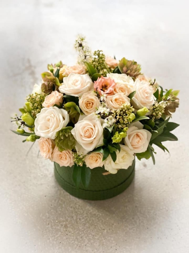 Ziedu kastīte pasteļtoņos "BUTTERFLY"