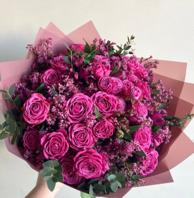 Spilgts ziedu pušķis "CANDY SHOP"