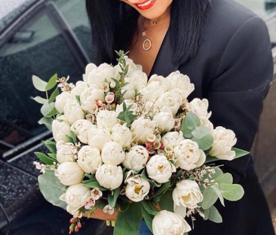 Pildīto tulpju pušķis "FORTUNE"