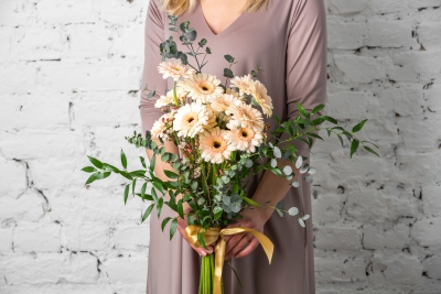 Ziedu pušķis no gerberām "GERMINI"