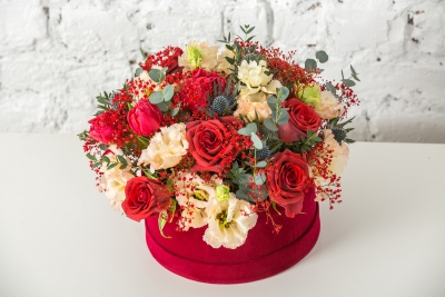 Ziedu kastīte sārtos toņos "HAPPY MOMENTS"