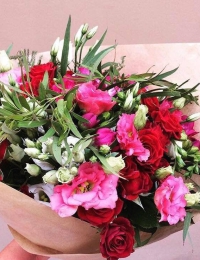 Ziedu pušķis no lizantēm "PINK MIX"