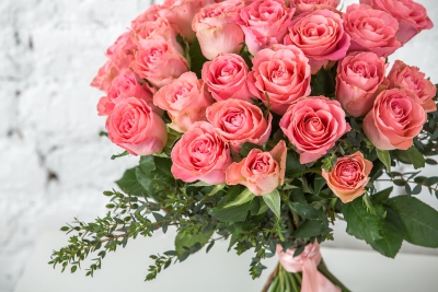 Rozā rožu pušķis "PINK PANTHER"