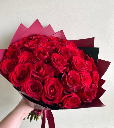 Rožu pušķis "RED LIPS"