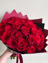 Rožu pušķis "RED LIPS"