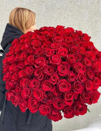 Sarkanu rožu pušķis "LUX"