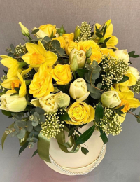 Ziedu kastīte dzeltenos toņos "SUN LOVER"